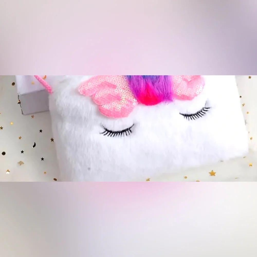 Girls sequin plush unicorn purse. New